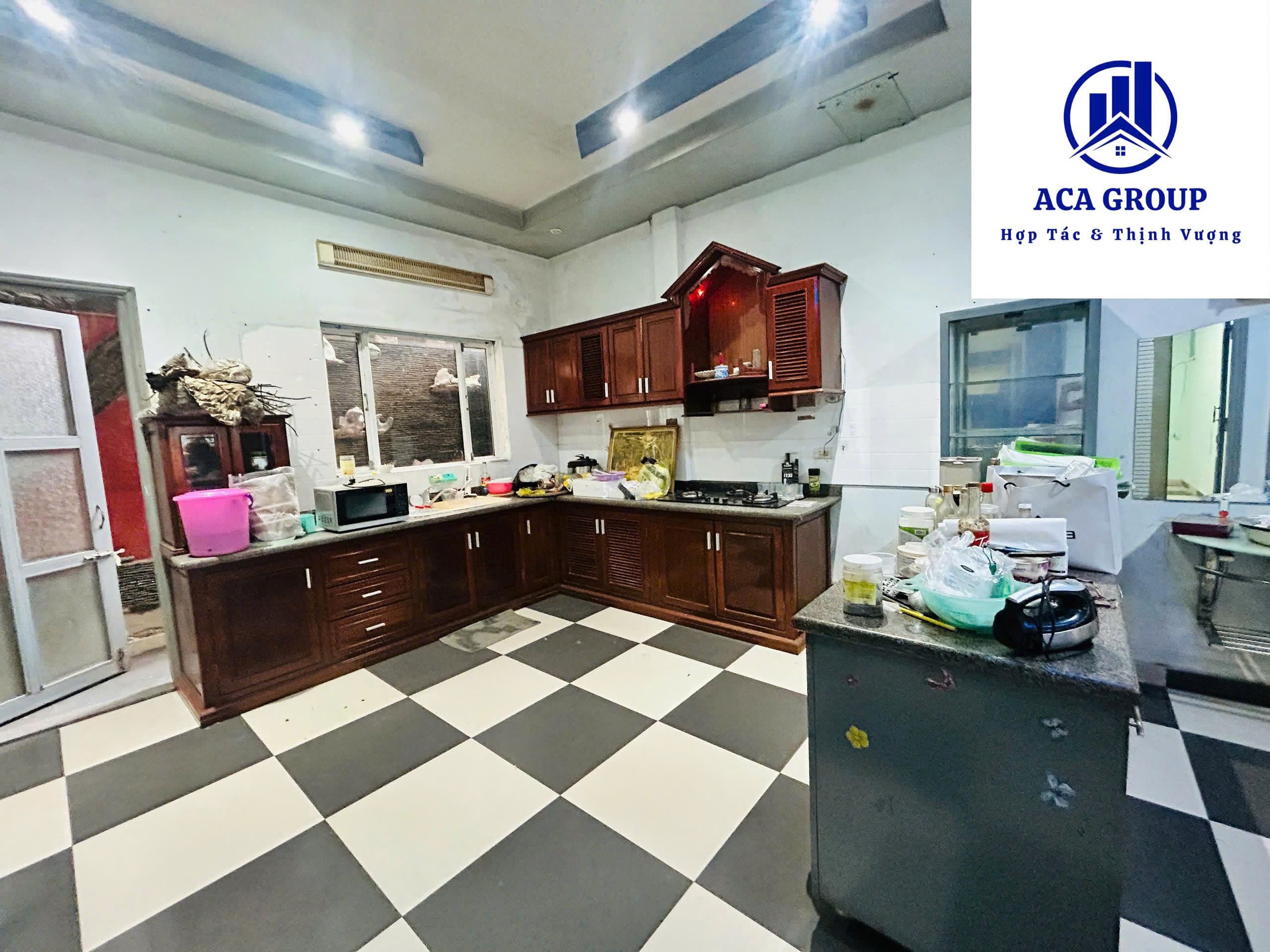 z7139449555797_11076267bd2e0959a81d49fab5677703-min