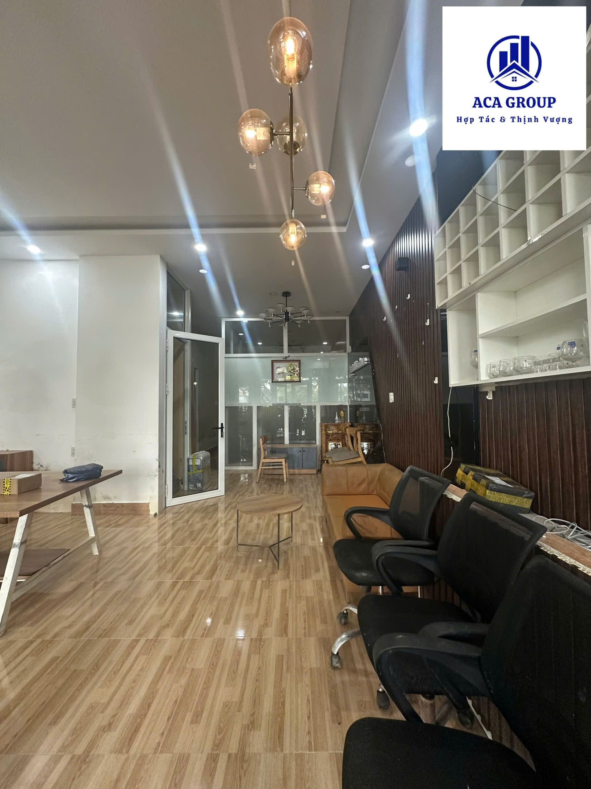 z7219127006800_66387c96ed31d2a1b66934db157efe86-min