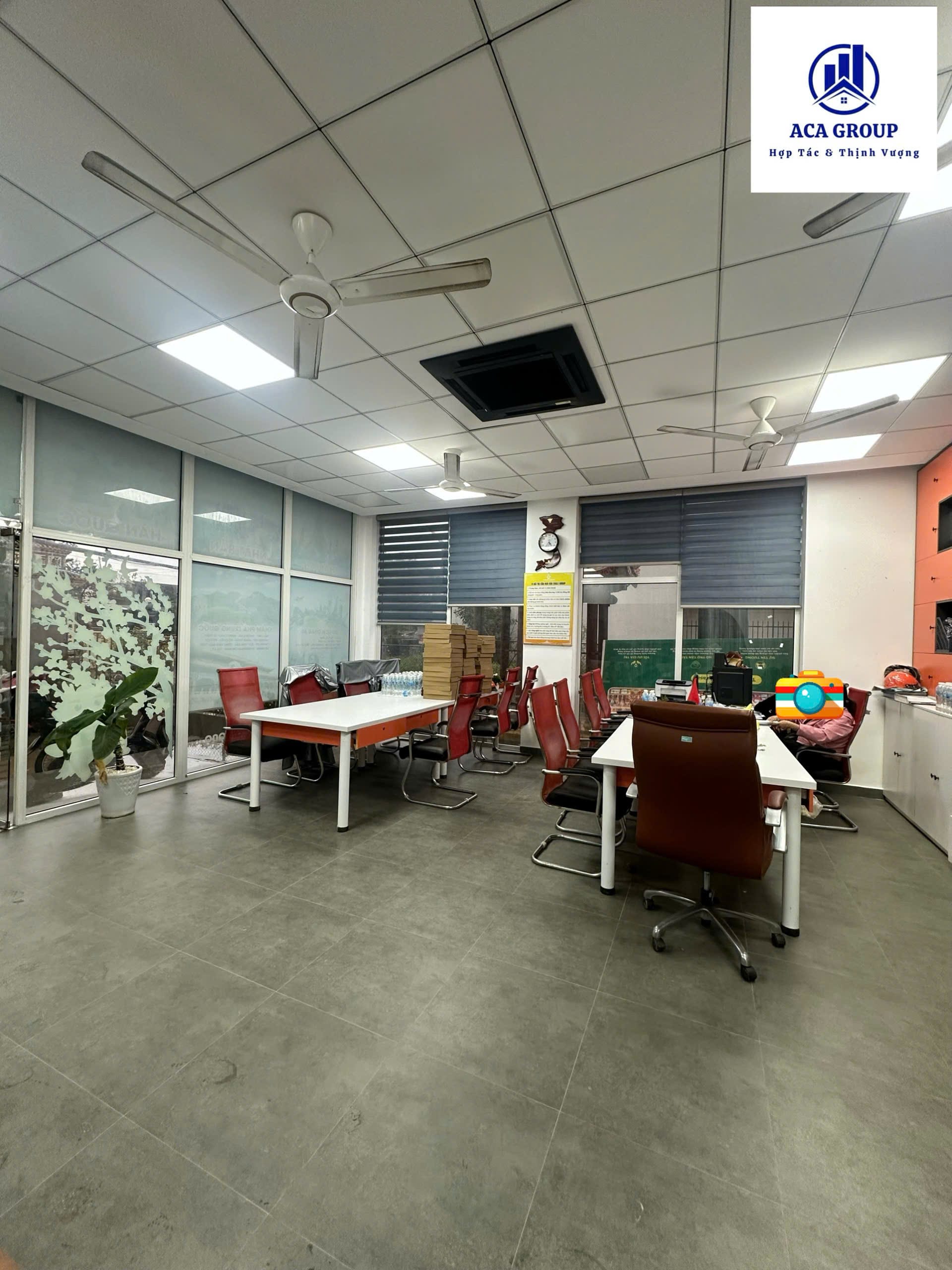 z7241385661815_087f5533e69a771463f56c82d2d39d9d-min (1)