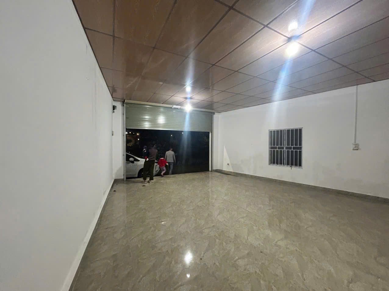 z7291019253404_0924a97a7c8426716082f1166699fa07-min